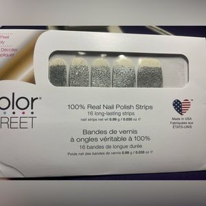 Dropping in Diamonds Color Street nail strips